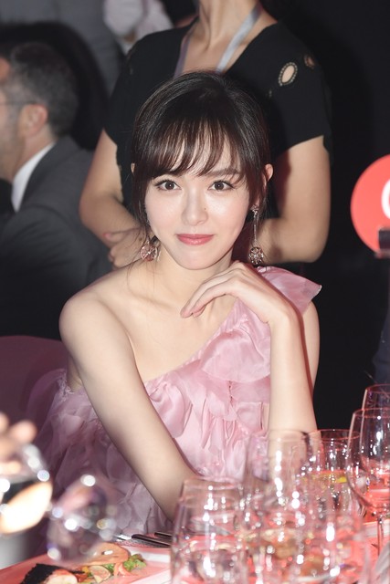 内娱女明星TOP10_演技最好女明星_颜值与演技并存女明星