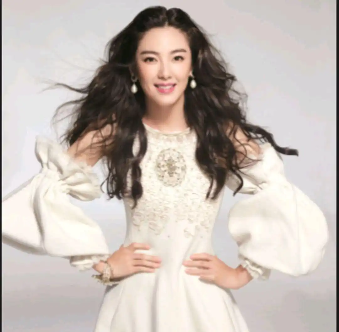 周星驰电影星女郎_星爷电影女主角_周星驰搭档过的女明星