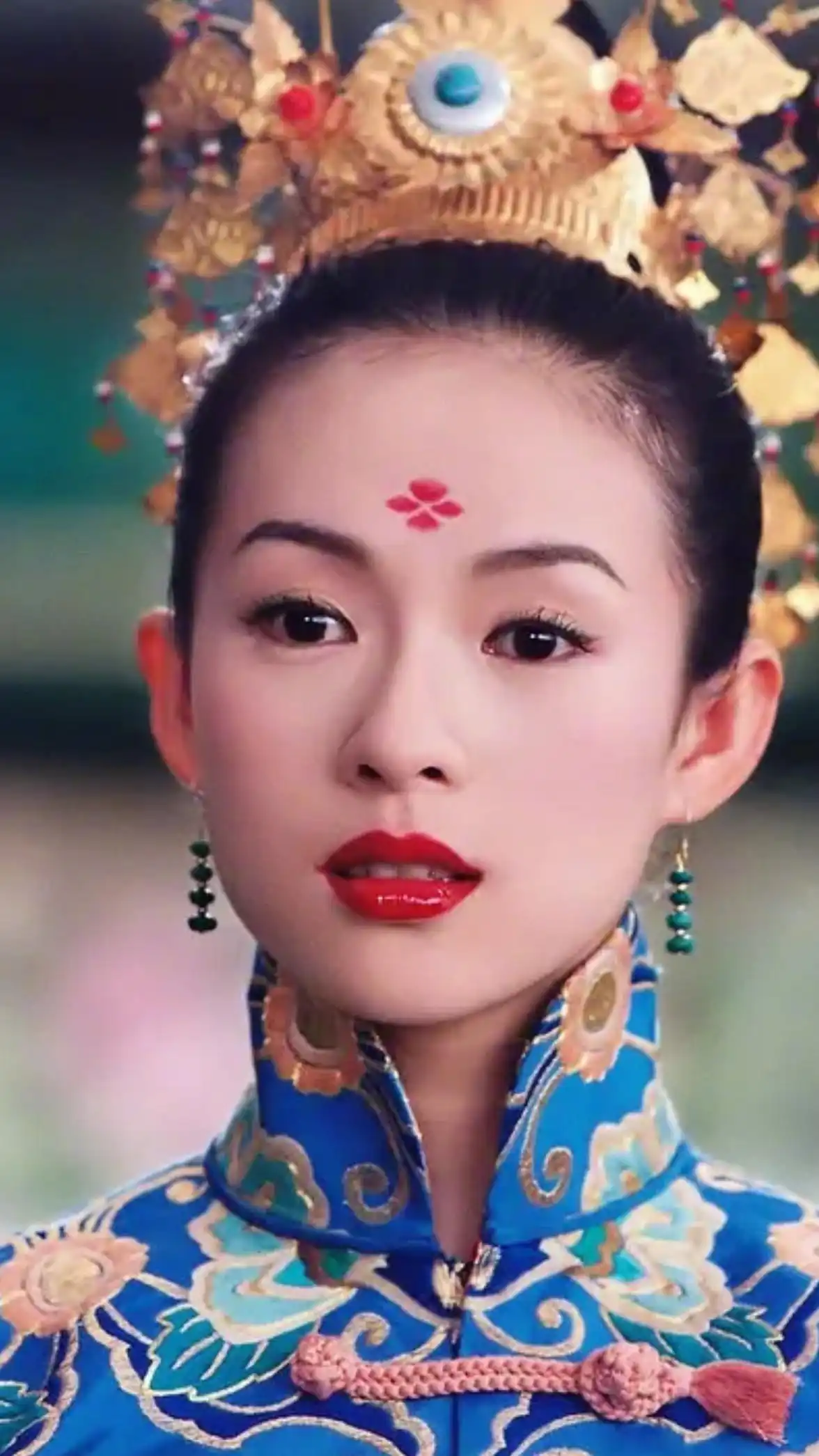 明星卸妆前后颜值对比_国内雀斑多的女明星_娱乐圈真实素颜