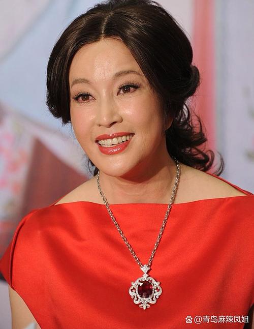 合称娱乐圈小说_娱乐圈组合小说推荐_娱乐圈那些人不合