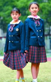 黑丝袜事件_女明星 校服_校服规定