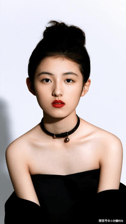 学生脸女明星_女明星脸型_女明星学生头